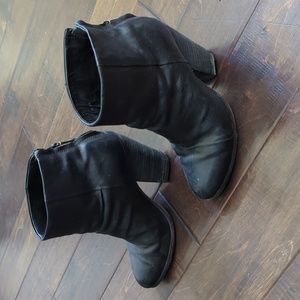 Classic Newbury Boots Size 38 Black